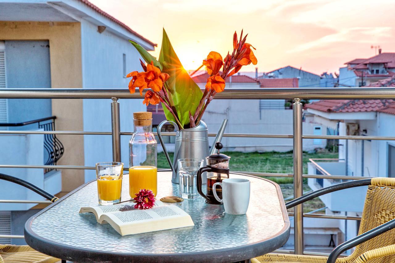 Golden Suites Ofrínion Exteriér fotografie